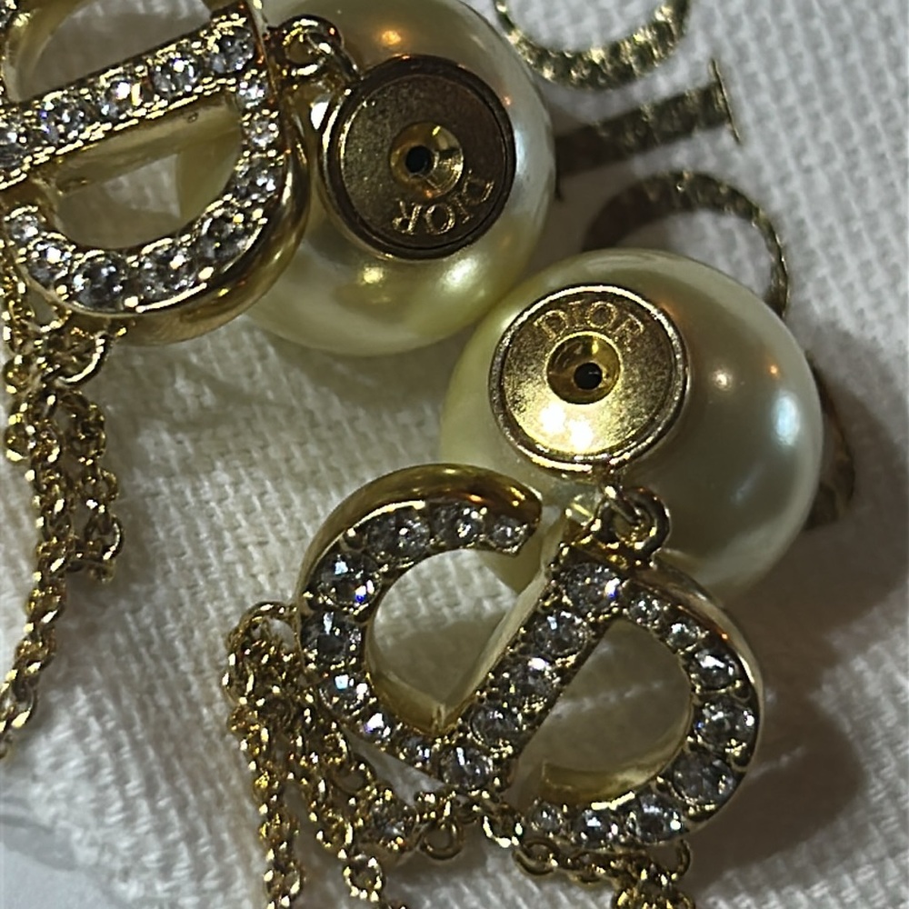 DIOR TRIBALES Earrings Gold-Finish Metal White Resin Pearls Silver-Tone Crystals - Picture 14 of 14